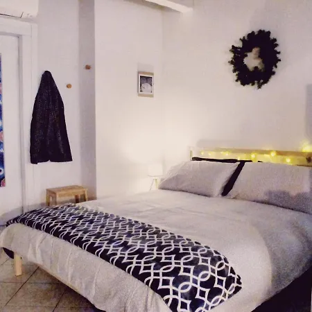 Delizioso Monolocale Nel Centro Storico Di * 摩德纳